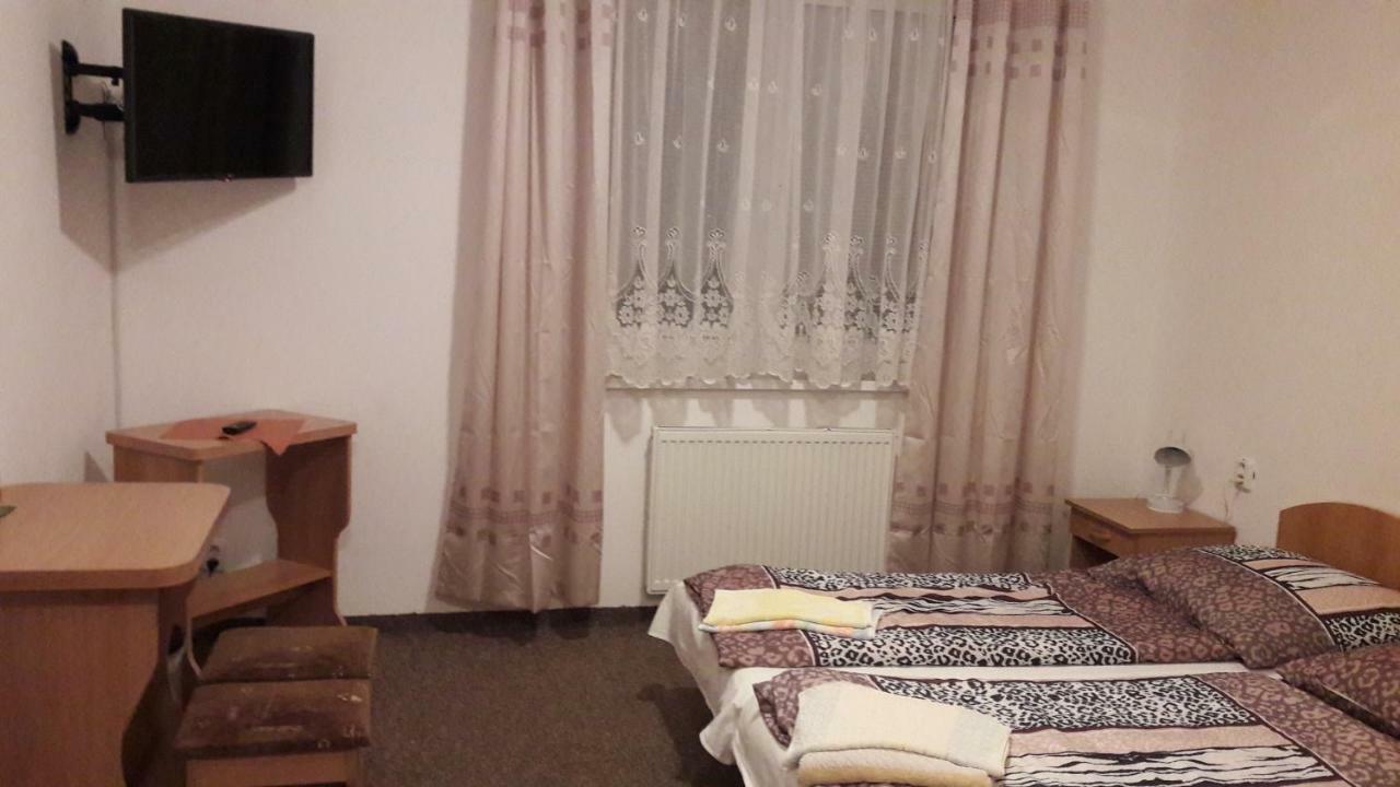 Penzion Europa Diakovce Exterior foto
